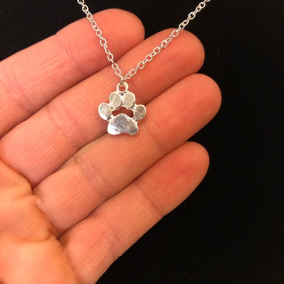 Golden Threads Fashion Jewelry Silver Toned Paw Print Necklace NWT - Picture 2 of 5